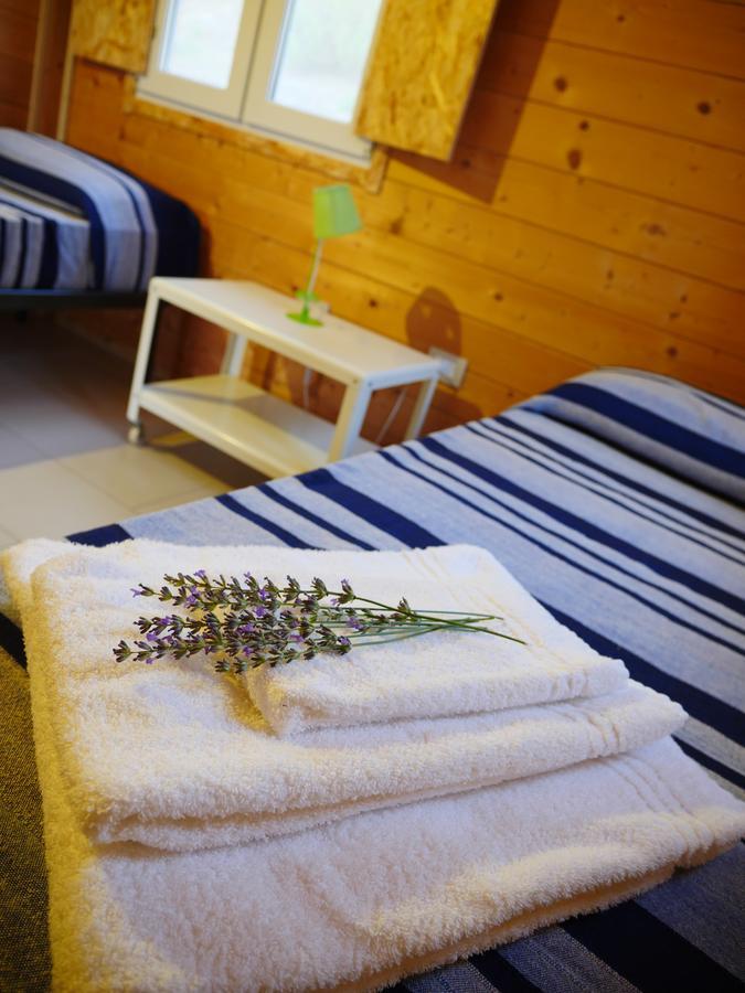 Camping Fiori Di 노토 외부 사진
