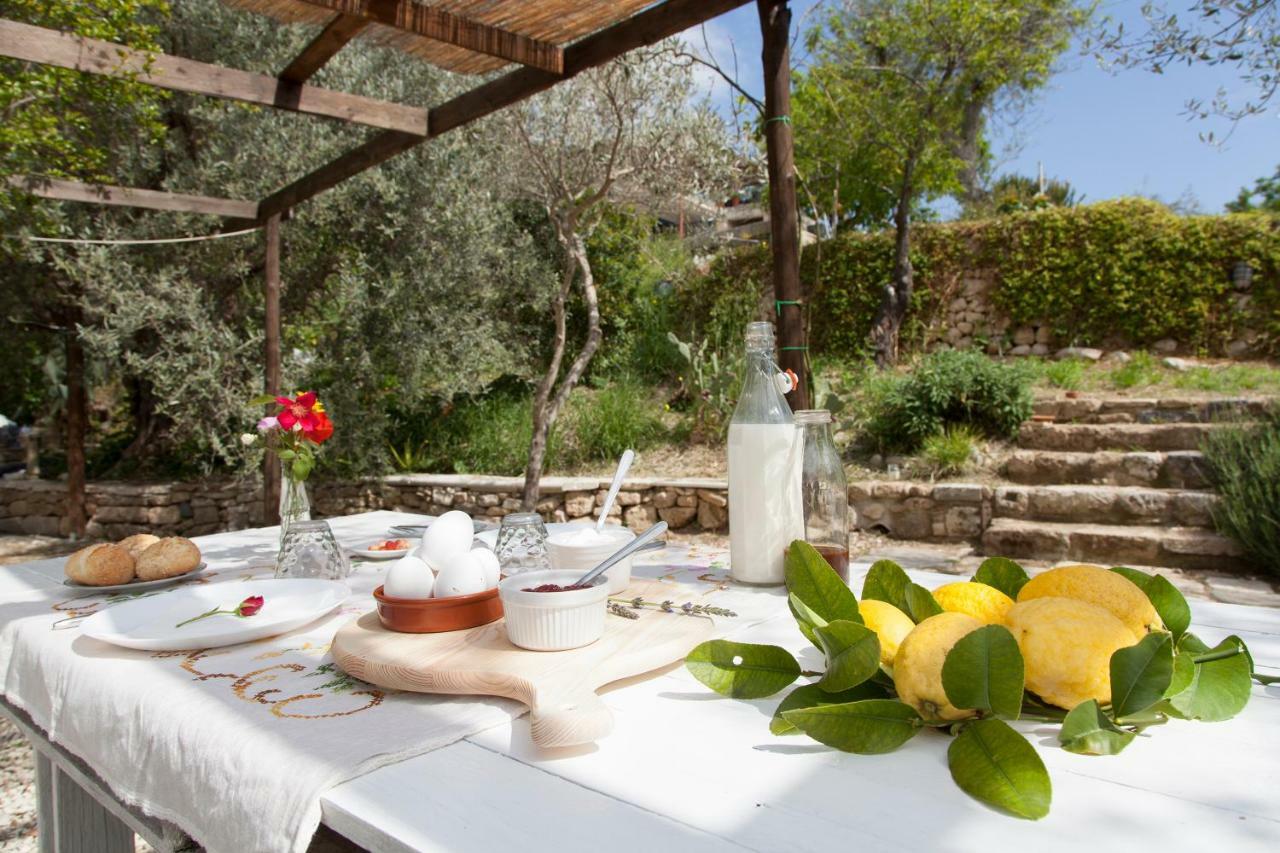 Camping Fiori Di 노토 외부 사진
